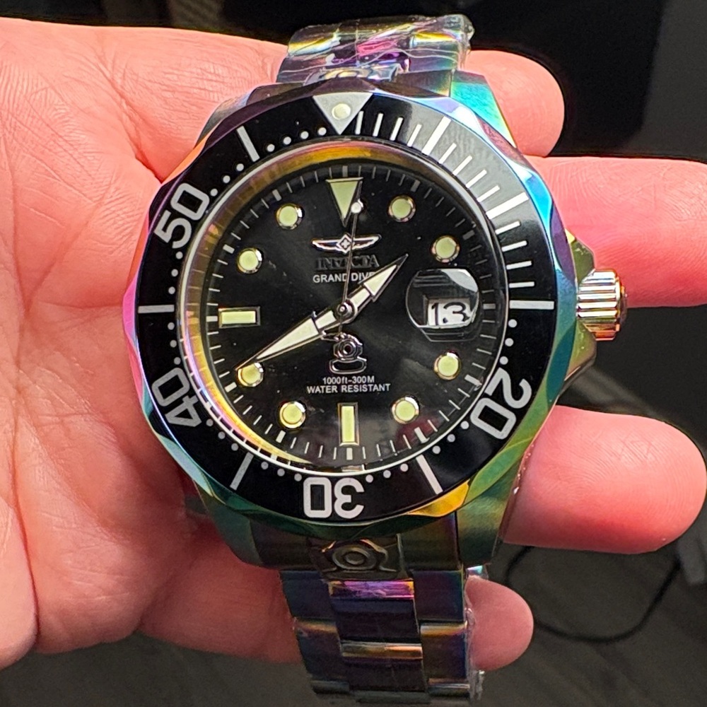 Invicta Grand Diver Automatic Iridescent 47mm - Picture 4 of 8